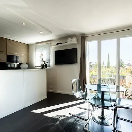 Monplaisir Apartman